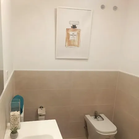 Apartment Center
